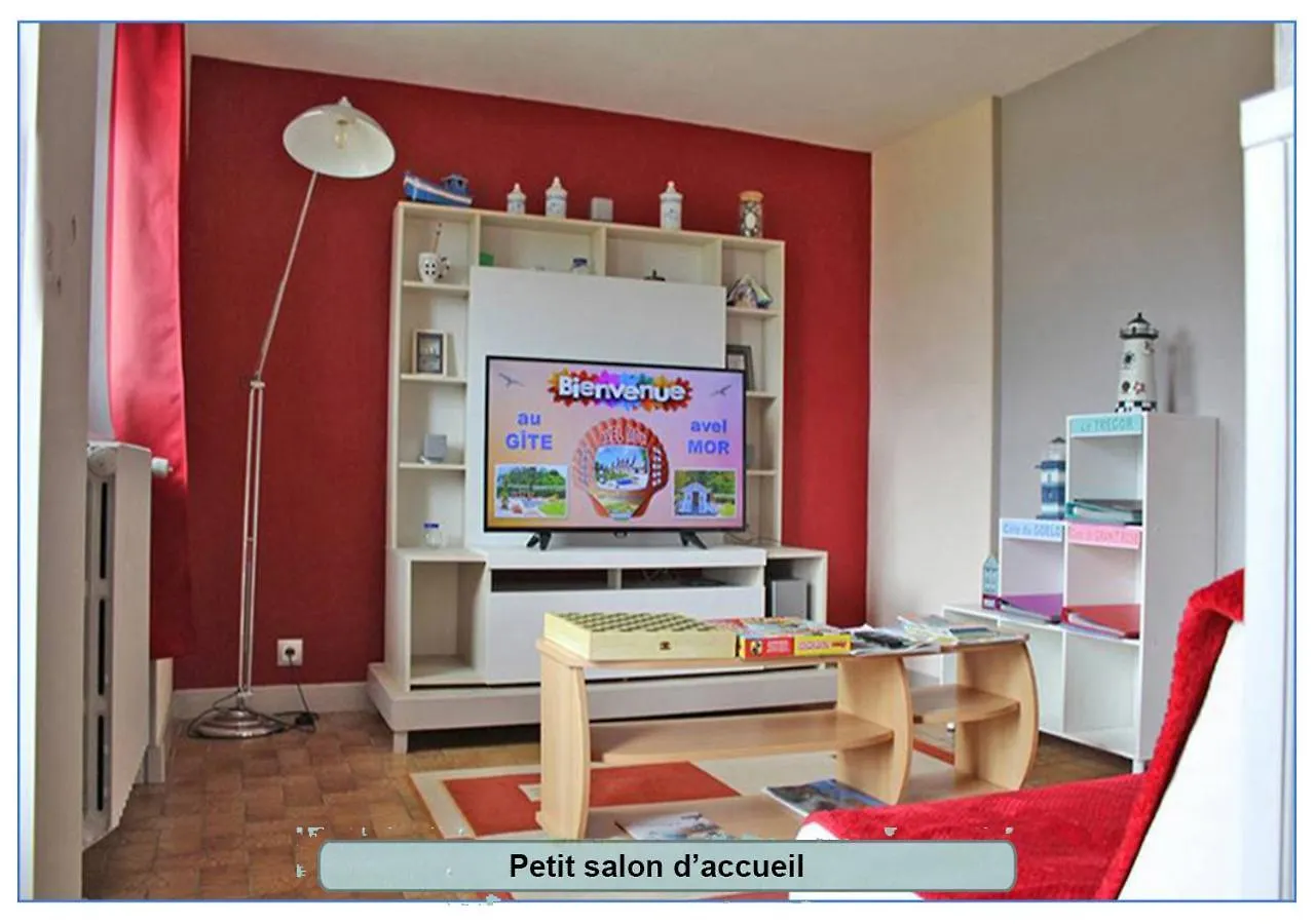 Holiday home Gite Entre Paimpol Brehat Et Perros Guirec Cote De Granit Rose Vue Terre Mer Plouguiel