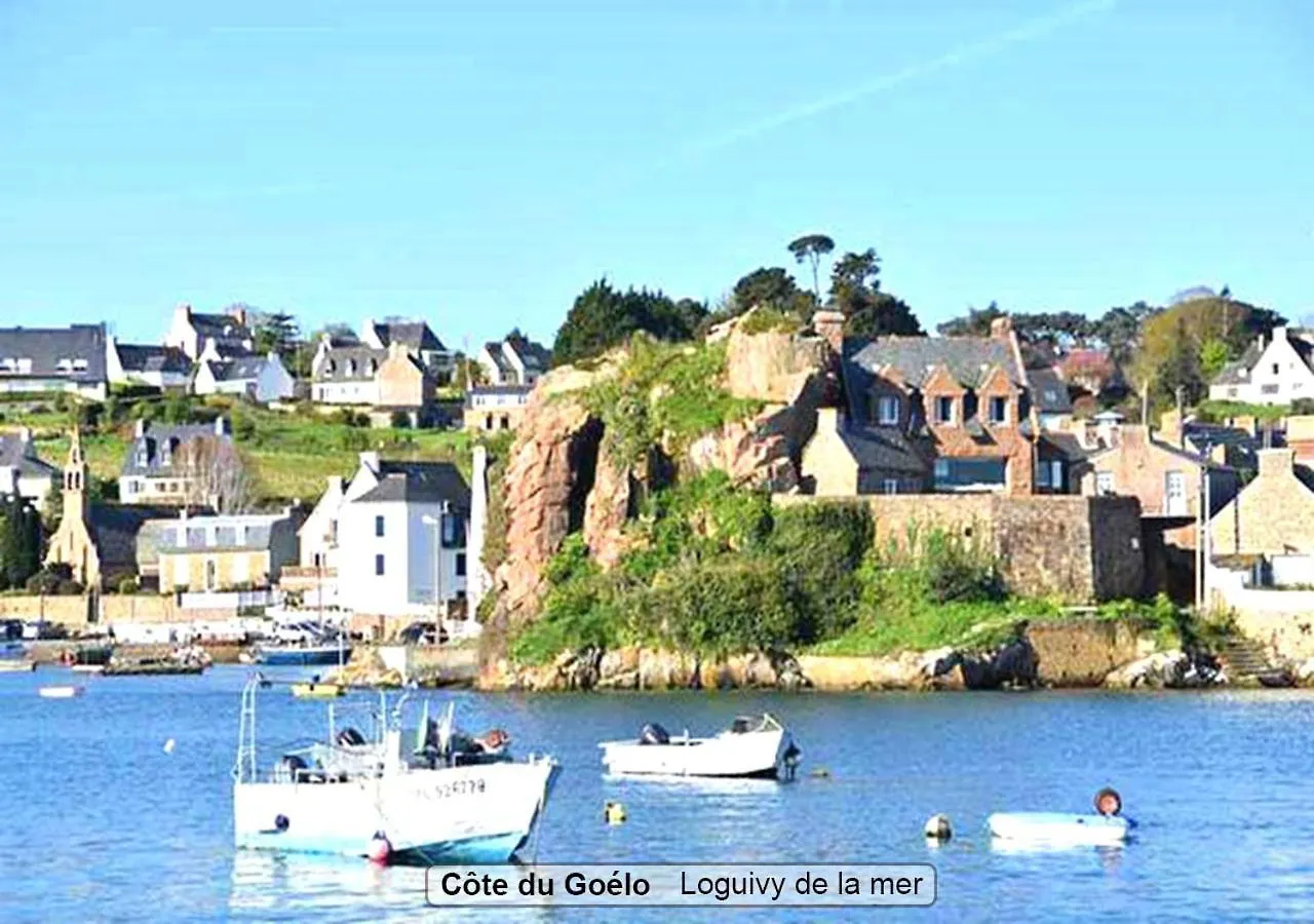 Gite Entre Paimpol Brehat Et Perros Guirec Cote De Granit Rose Vue Terre Mer Plouguiel